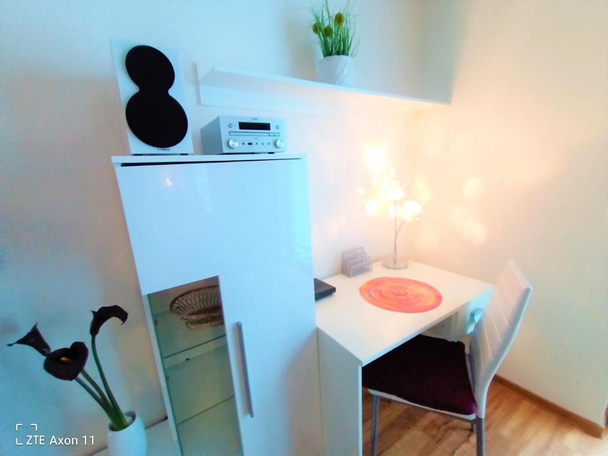 Bodensee Friedrichshafen City Apartment "Lara" Exterior foto